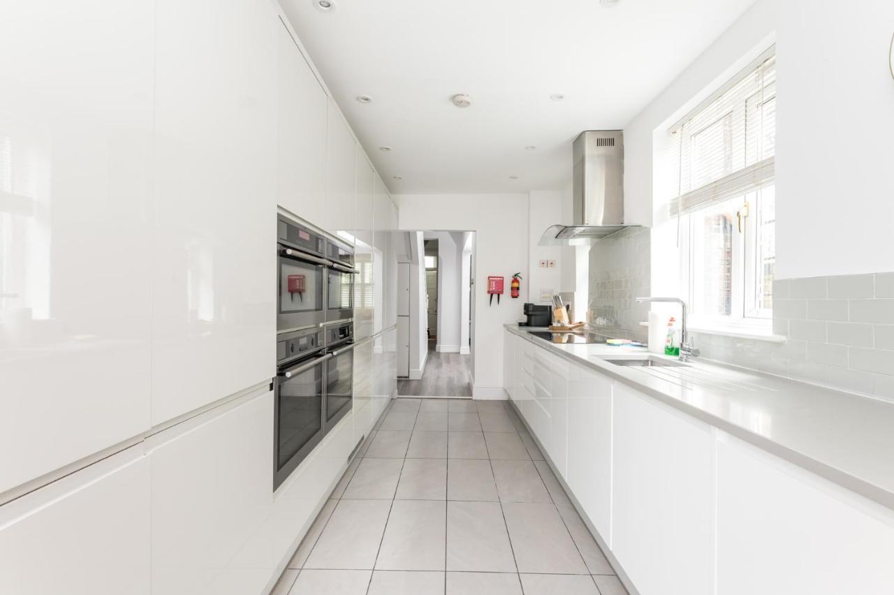 Stunning And Modern 5 Bed House I Pass The Keys Villa York Exterior foto